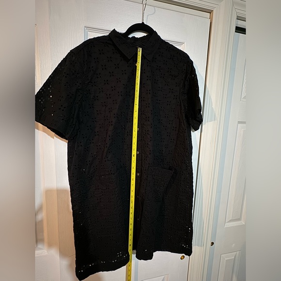 GAP Black Eyelet Shirt Dress - Picture 4 of 6